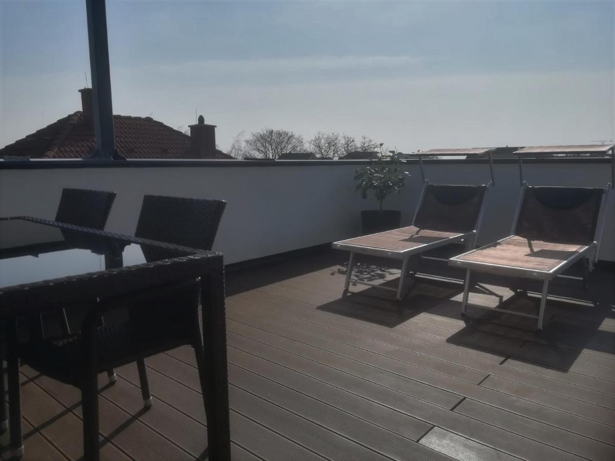 Penthouse Griemann 2 Fuer Max 4 Personen Mit Eigener Grosser Dachterrasse Zum Relaxen! Illmitz Buitenkant foto