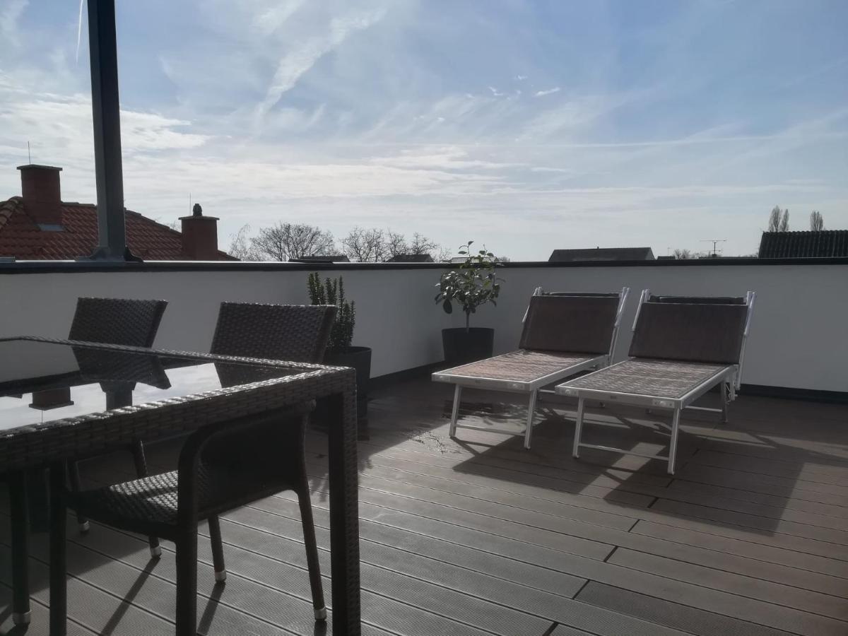 Penthouse Griemann 2 Fuer Max 4 Personen Mit Eigener Grosser Dachterrasse Zum Relaxen! Illmitz Buitenkant foto