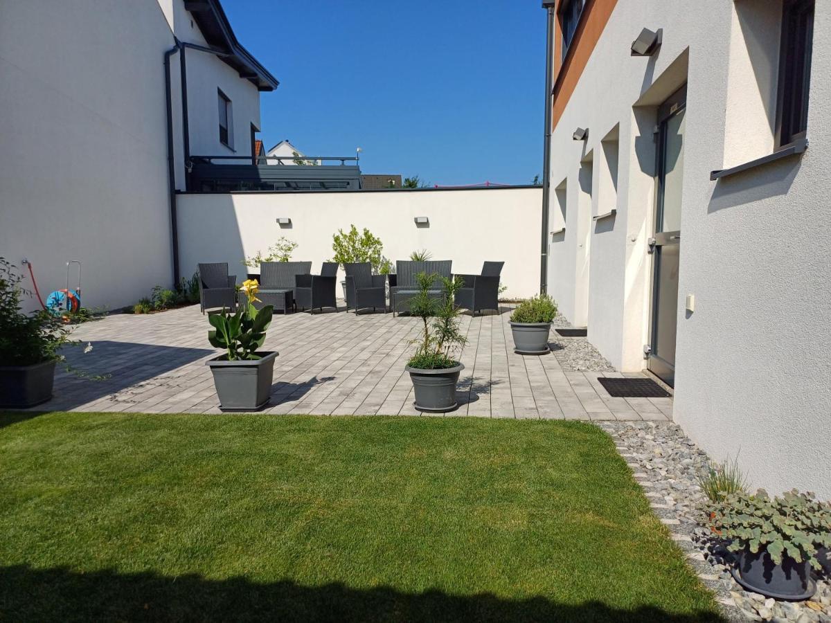 Penthouse Griemann 2 Fuer Max 4 Personen Mit Eigener Grosser Dachterrasse Zum Relaxen! Illmitz Buitenkant foto