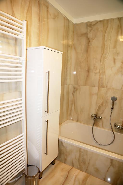 Penthouse Griemann 2 Fuer Max 4 Personen Mit Eigener Grosser Dachterrasse Zum Relaxen! Illmitz Buitenkant foto